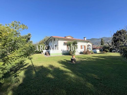 Villa in Seravezza, Provincia di Lucca