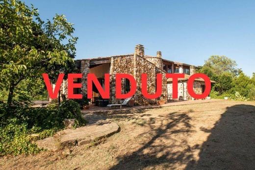 Villa in Manziana, Rome