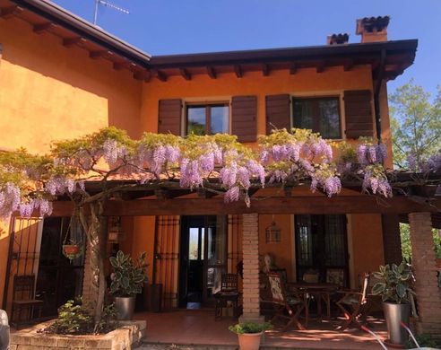 Villa in Desenzano del Garda, Provincia di Brescia