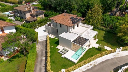 Villa in Forte dei Marmi, Provincia di Lucca