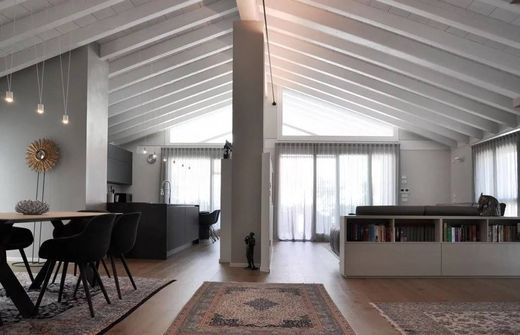 Penthouse Villafranca di Verona, Verona ilçesinde