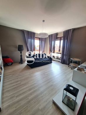 Appartamento a Bologna, Emilia-Romagna