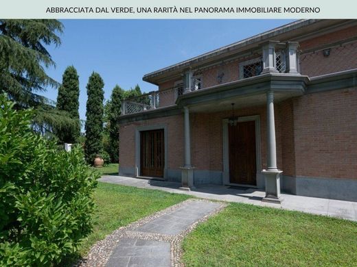 Villa in Vizzolo Predabissi, Milan