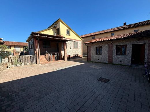 Villa en Vinovo, Turín