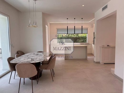 Villa à Pietrasanta, Lucques