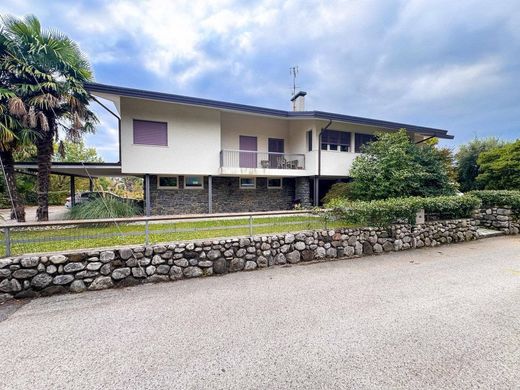 Villa in Schio, Provincia di Vicenza