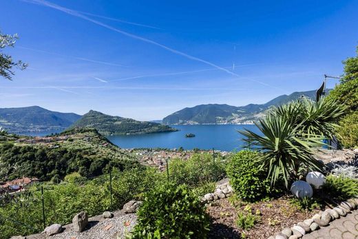 Villa in Marone, Provincia di Brescia