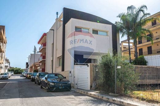 Villa a Comiso, Ragusa