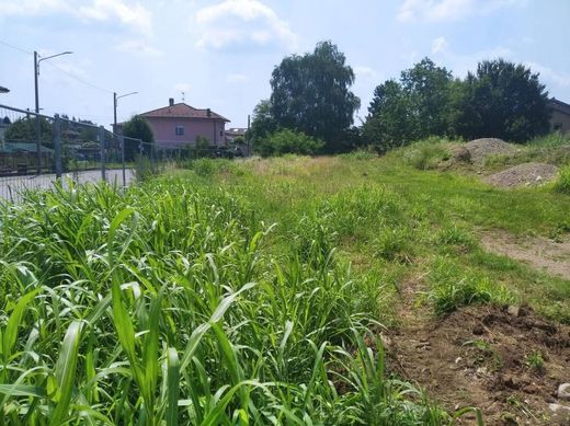 Villa in Viggiù, Provincia di Varese