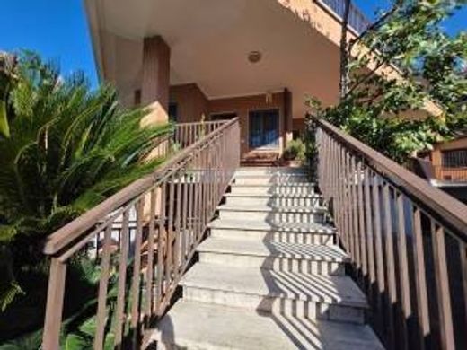 Villa in Rome, Latium