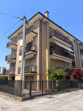 Apartment in Padua, Veneto