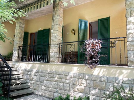 Villa in Orzinuovi, Provincia di Brescia