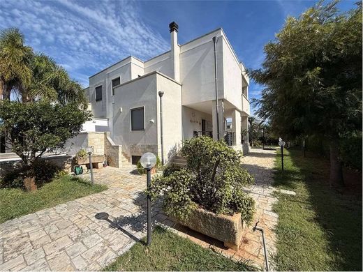 Villa in Brindisi, Provincia di Brindisi