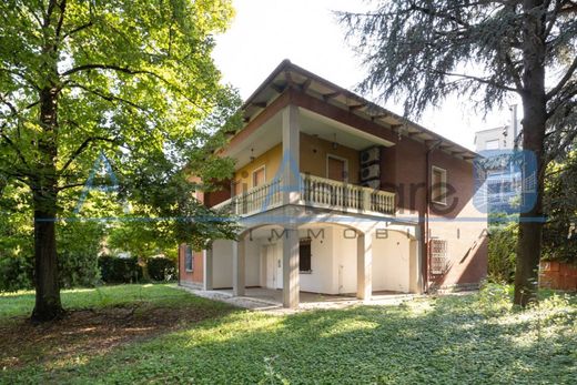 Villa in Castel Maggiore, Bologna