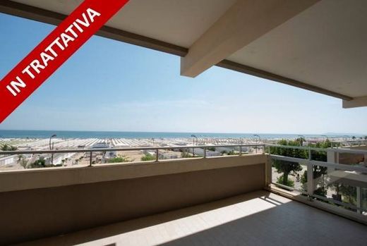 펜트하우스 / Rimini, Provincia di Rimini
