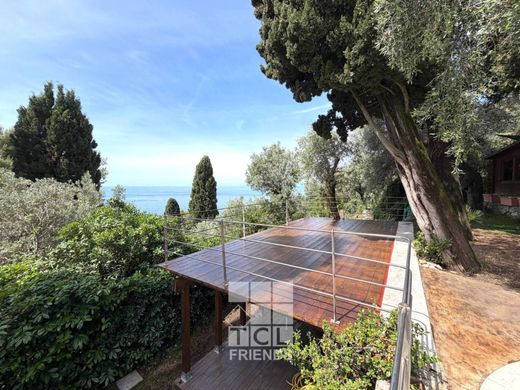 Villa a Pieve Ligure, Genova