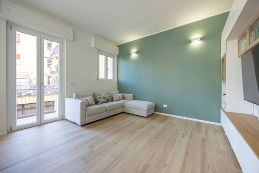 Apartment in Casalecchio di Reno, Bologna