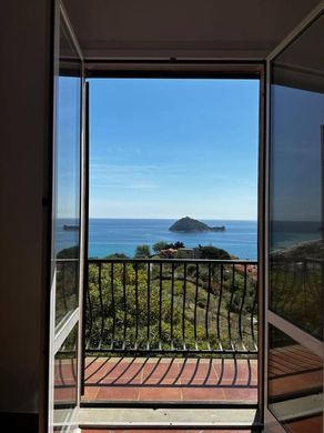 Willa w Alassio, Provincia di Savona