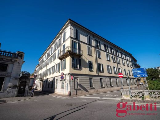 Piso / Apartamento en Monza, Provincia di Monza e della Brianza