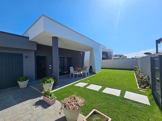 Villa in Anzio, Rome