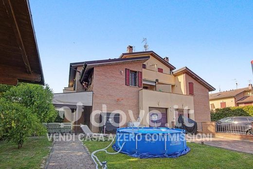 Villa in Ferrara, Provincia di Ferrara