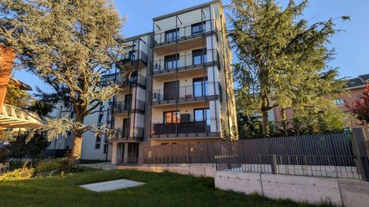 Apartment / Etagenwohnung in Turin, Piemont