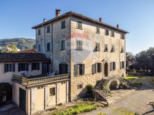 Villa in Pescia, Provincia di Pistoia