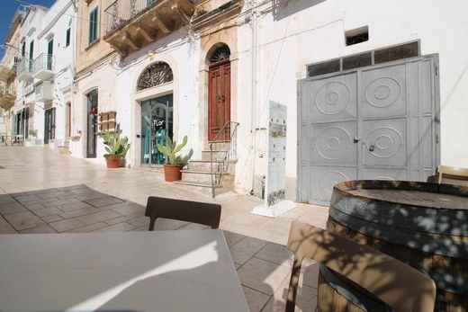 Ostuni, Provincia di Brindisiの高級住宅