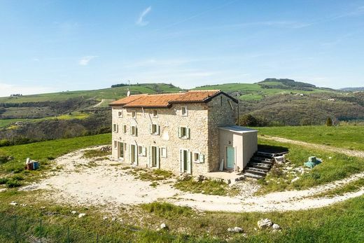 Landhuis in Roverè Veronese, Provincia di Verona