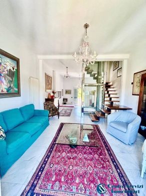 Luxury home in Pisa, Tuscany