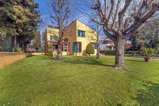 Villa in San Giuliano Terme, Pisa