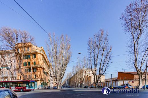 Apartment in Rome, Latium