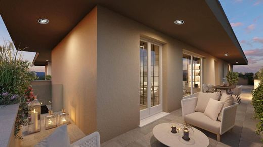 Penthouse in Rho, Milan