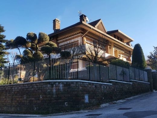 Villa en Avellino, Provincia di Avellino