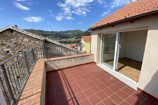 Casa de lujo en Spotorno, Provincia di Savona