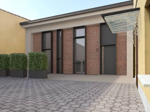 Çatı katı Monza, Monza e della Brianza ilçesinde