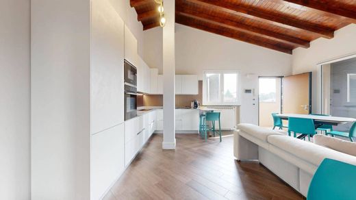 Villa in Inzago, Milan