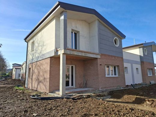 Villa in Valsamoggia, Bologna