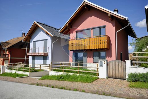 Villa in Roana, Provincia di Vicenza