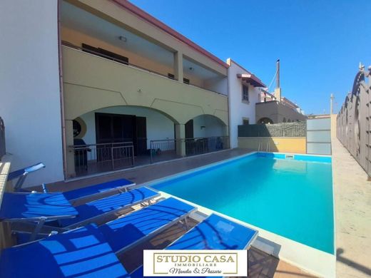 Terraced house in Castellabate, Provincia di Salerno