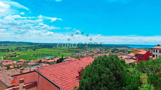 Villa in Cavaion Veronese, Provincia di Verona