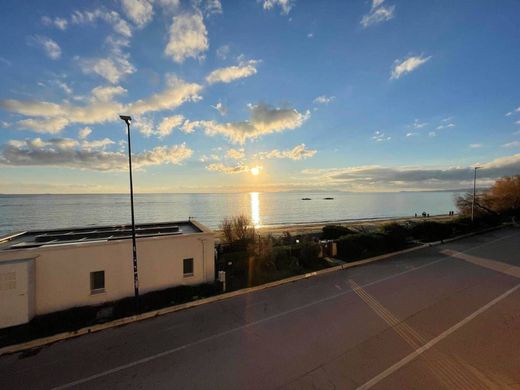 Piso / Apartamento en Follonica, Provincia di Grosseto