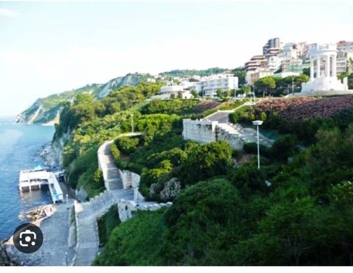 Villa in Ancona, Provincia di Ancona