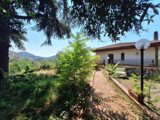Villa a Cava de' Tirreni, Salerno