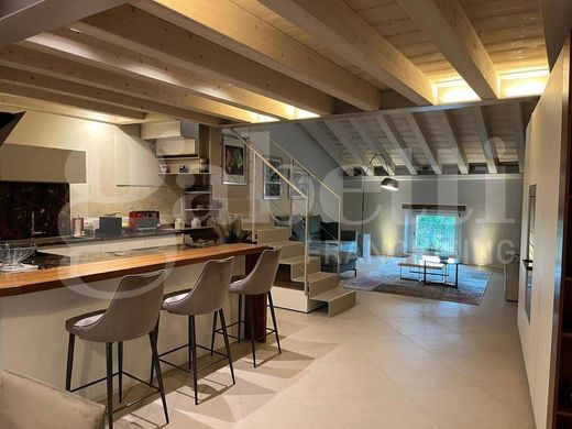 Penthouse in Marostica, Provincia di Vicenza