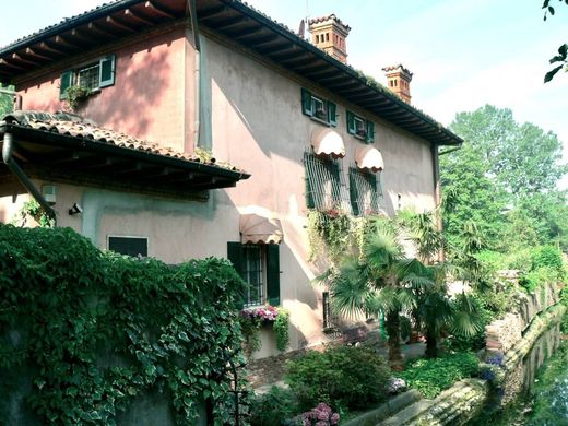 Villa in Cassinetta di Lugagnano, Mailand