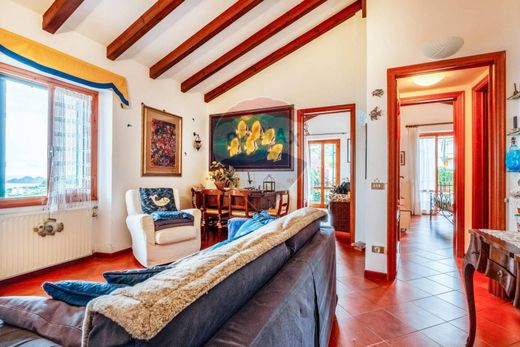 套间/公寓  Rapallo, 热那亚省