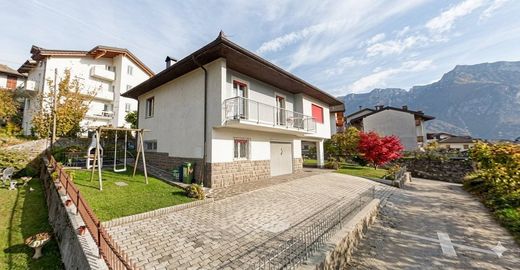 Villa in Levico Terme, Trento
