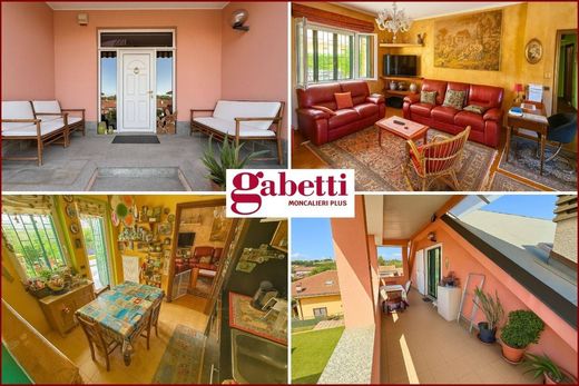 Villa - Trofarello, Turim