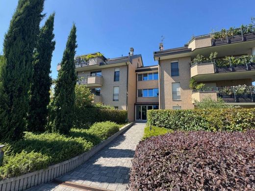 Apartamento - Arese, Milão